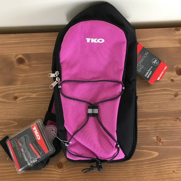 TKO Outdoor Hydration Backpack Hiking Running Bag NO BLADDER Onyx/Wildberry - Picture 2 of 5